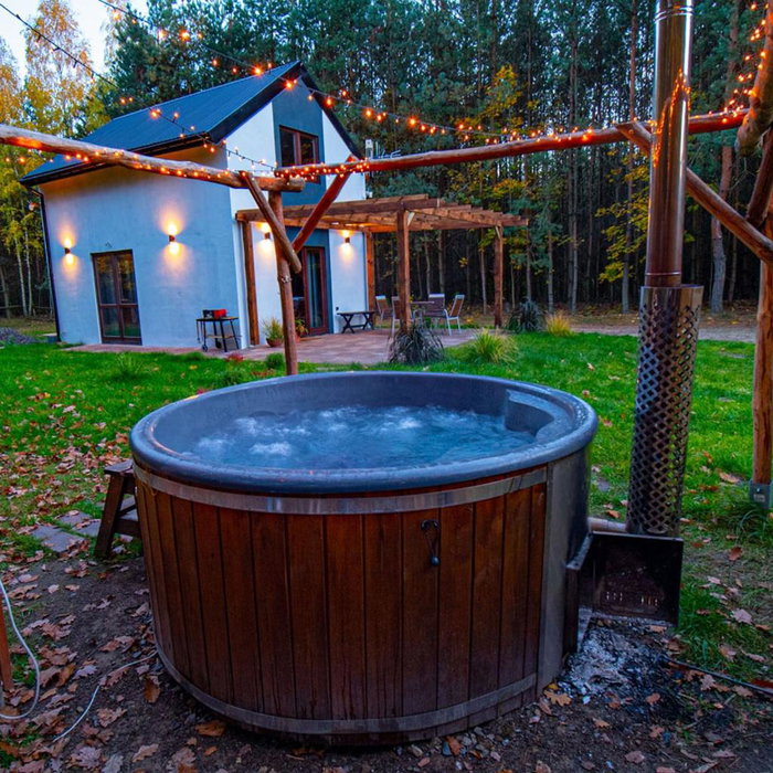 Ranczo w lesie - domki z jacuzzi, Ożarów, Poland