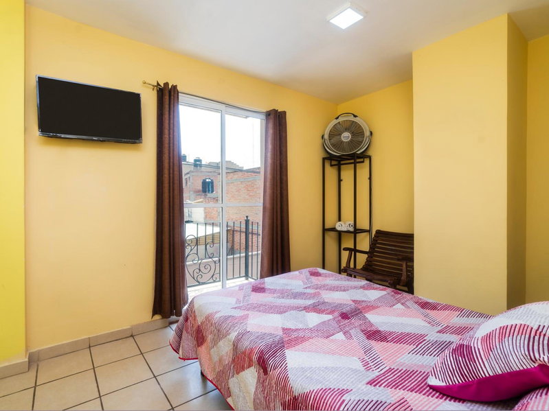 Hotel Zaragoza, San Juan de los Lagos, San Juan de los Lagos, Mexico