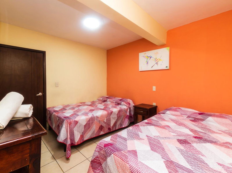 Hotel Zaragoza, San Juan de los Lagos, San Juan de los Lagos, Mexico