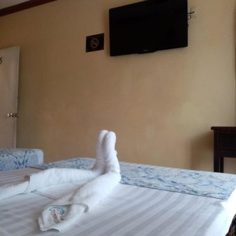Hotel Familiar El Dorado, Zihuatanejo, Mexico