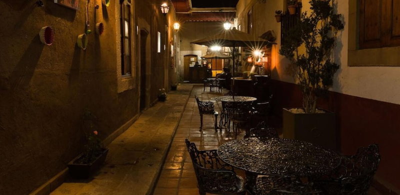 Hotel del callejón Morelia, Morelia, Mexico