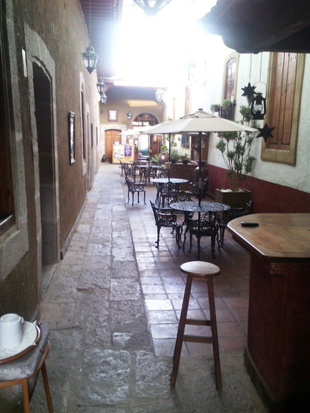 Hotel del callejón Morelia, Morelia, Mexico