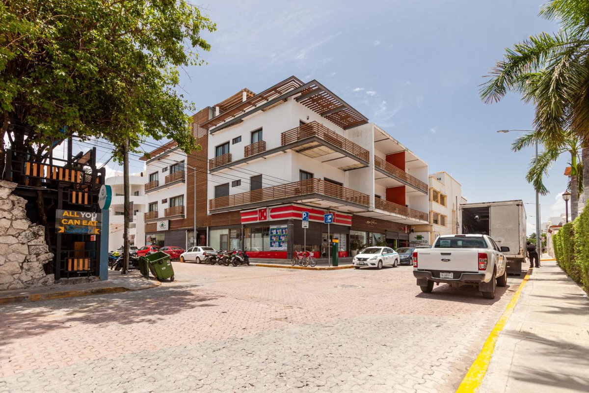 Infinito Condos, Mexico