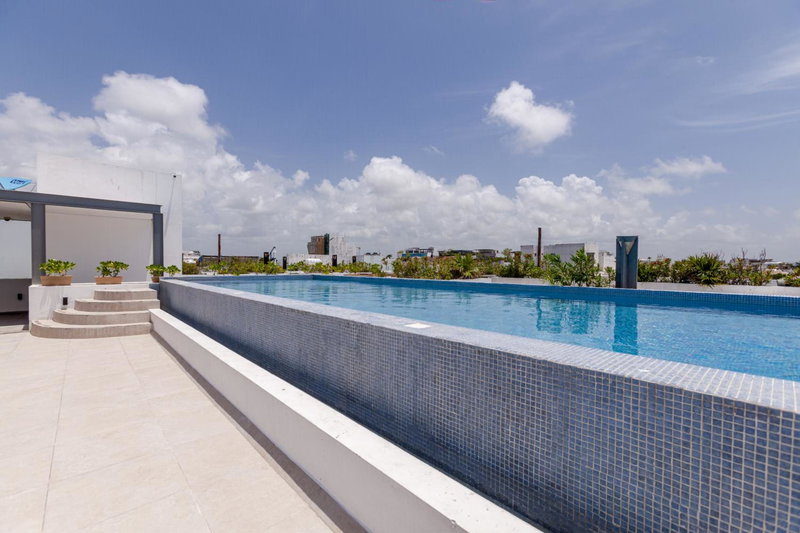 Infinito Condos, Playa del Carmen, Mexico