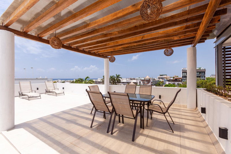 Infinito Condos, Playa del Carmen, Mexico