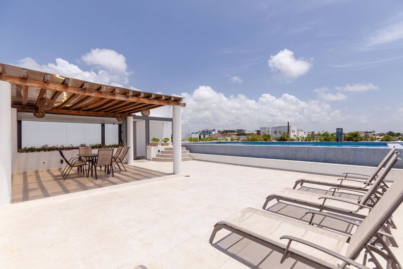 Infinito Condos, Playa del Carmen, Mexico