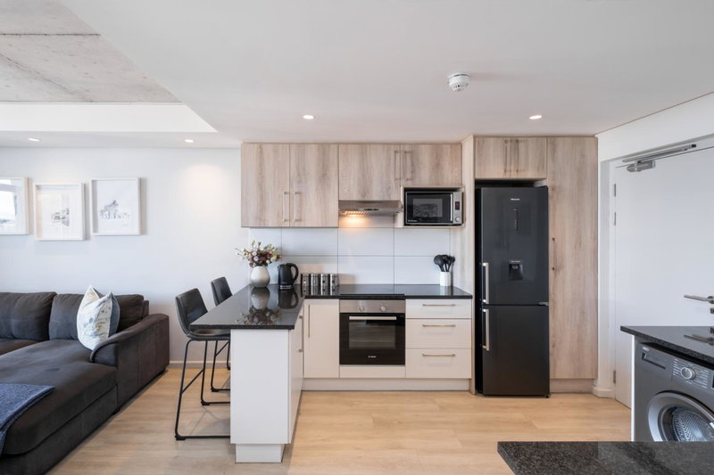 Modern Two Bedroom Unit, Mountain & Harbour Views, Cape Town, South Africa