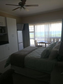 Marine48 Self-catering Port Elizabeth, Port Elizabeth, South Africa