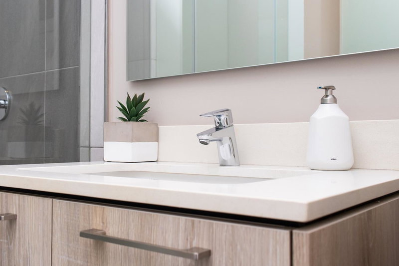 Menlyn Apartment - Marble Print, Pretoria, South Africa