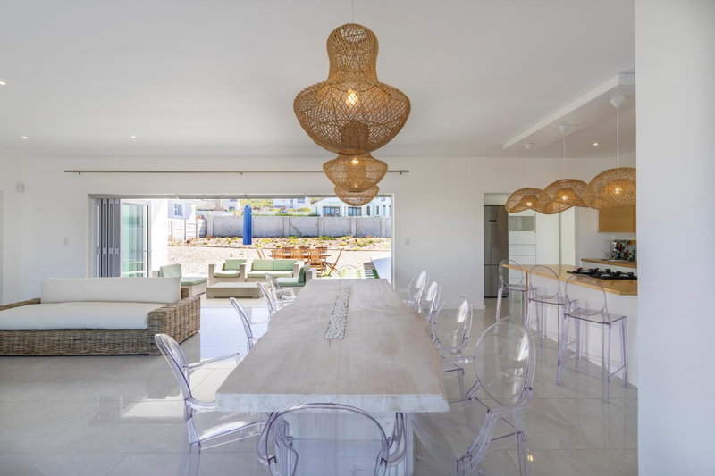 189 Casa Del Playa, Yzerfontein, South Africa