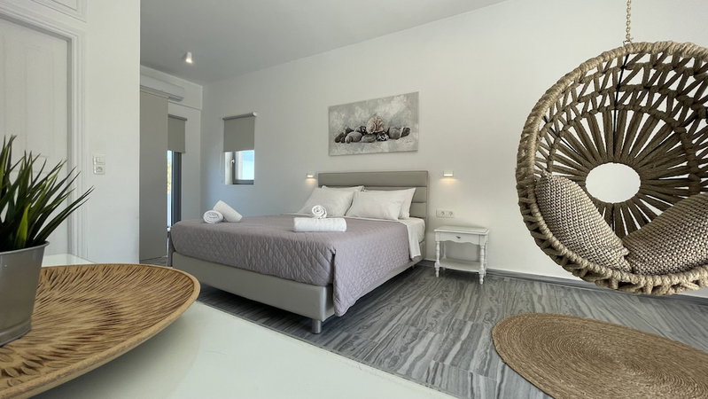 Hermoso Luxury Suites, Santorini, Greece