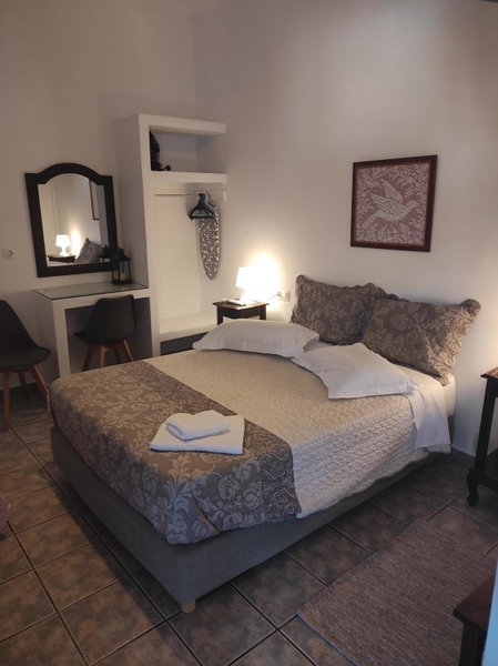 Aristeides - Moscha Apartments, Platis Yialos Sifnos, Greece