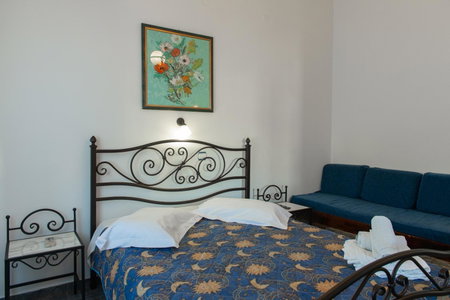 Aristeides - Moscha Apartments, Platis Yialos Sifnos, Greece