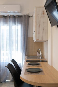 Aristeides - Moscha Apartments, Platis Yialos Sifnos, Greece