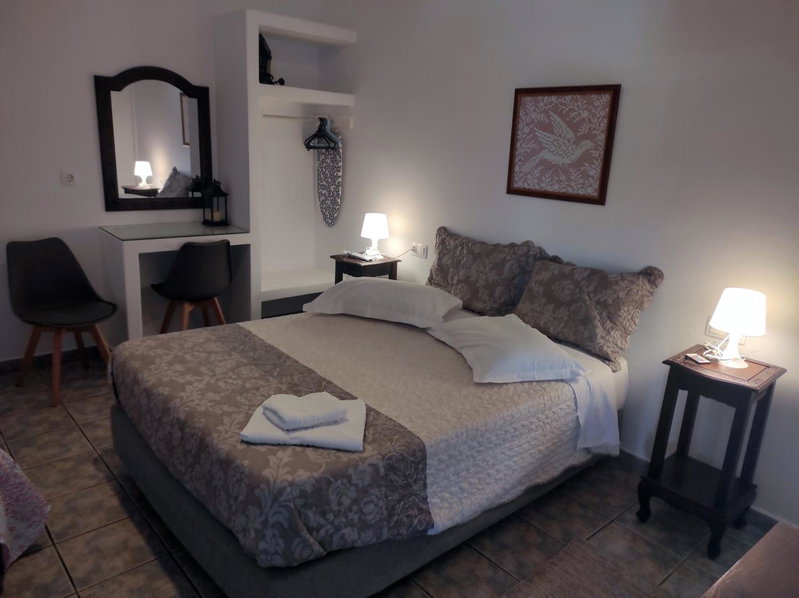 Aristeides - Moscha Apartments, Platis Yialos Sifnos, Greece