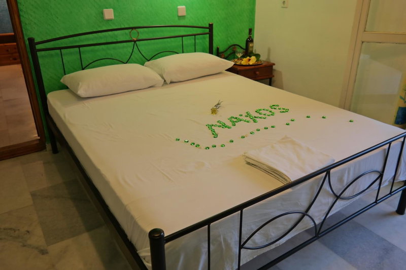 Katerina Babis Studios, Agios Prokopios, Greece