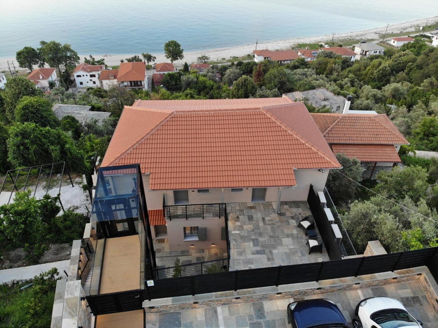 KaLLiA SUITES- CHOREFTO, Chorefto, Greece