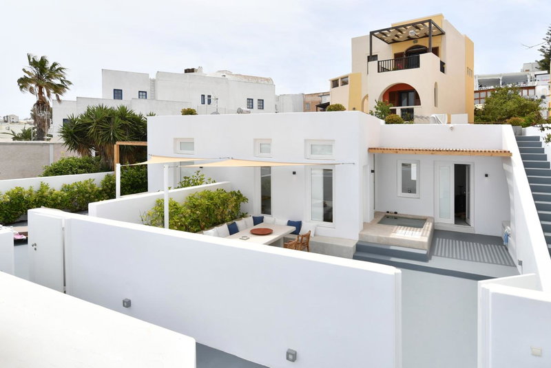 Thiro Santorini, Fira, Greece