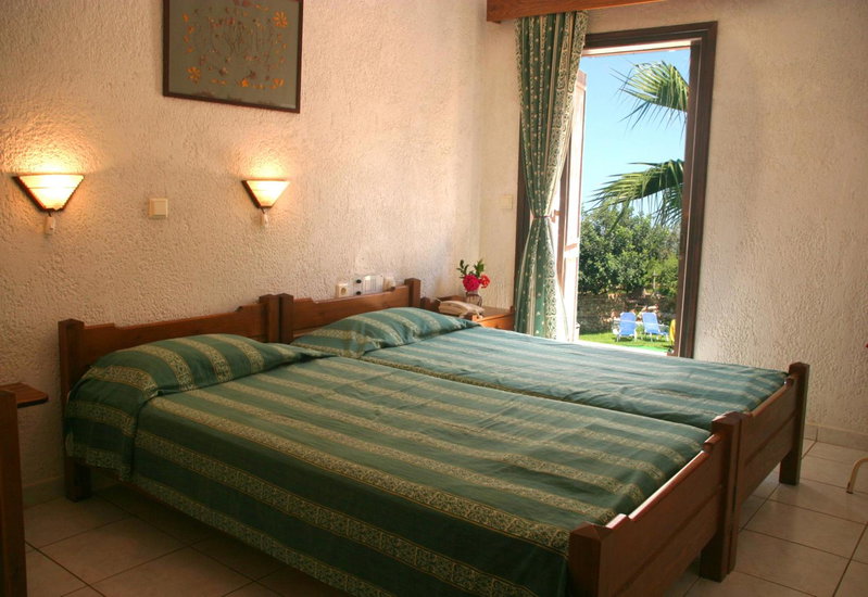 Iliostasi Beach Apartments, Hersonissos, Greece