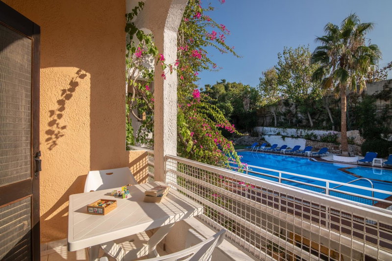 Iliostasi Beach Apartments, Hersonissos, Greece