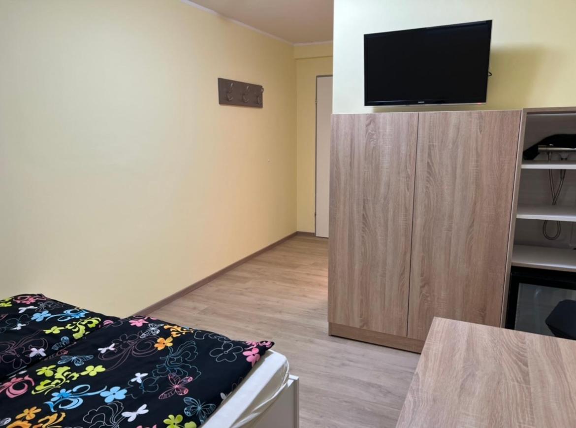 Hotel · Privatzimmer Weber, Hautzenbichl