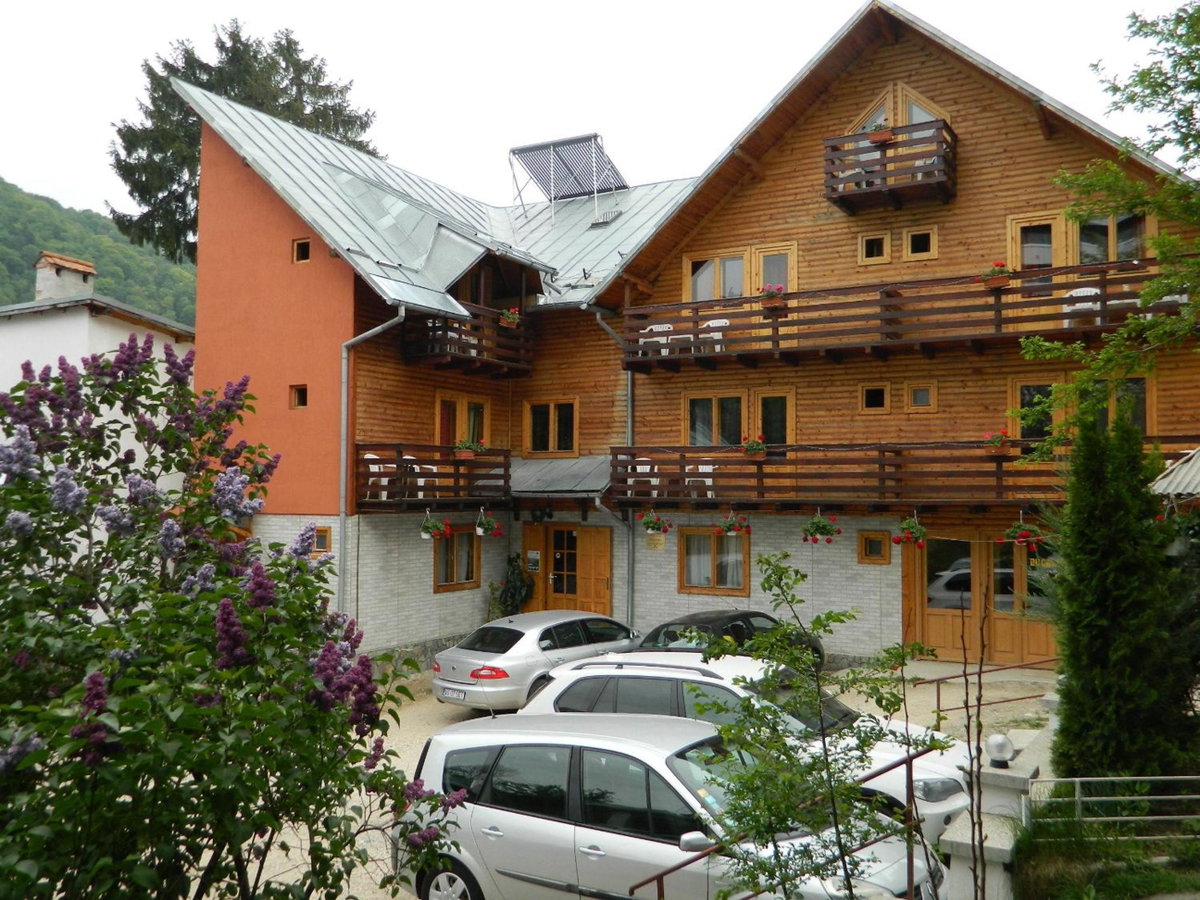 La Cristina, Romania