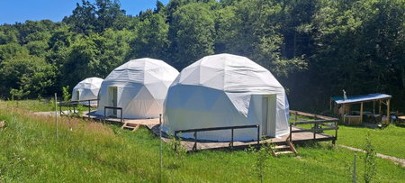 Forest Glamping, Braşov, Romania