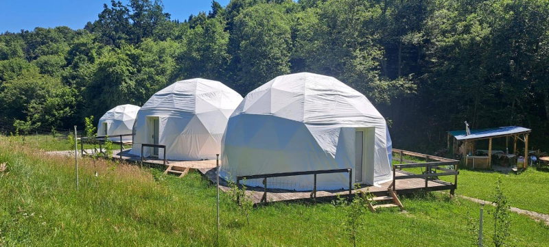 Forest Glamping, Braşov, Romania