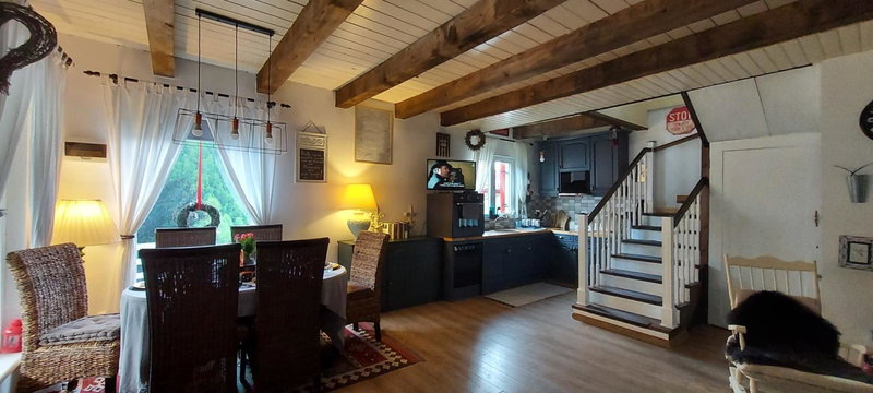 Casa Eggo, Rausor, Romania