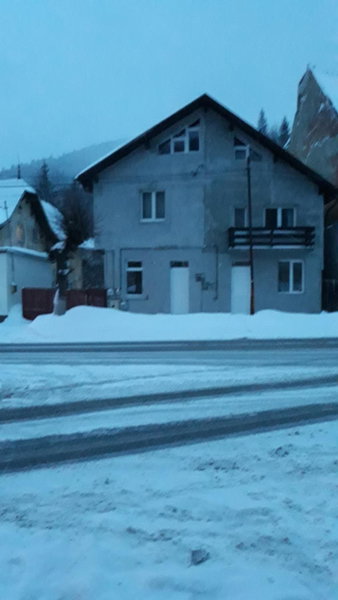 Casa Centrala, Azuga, Romania