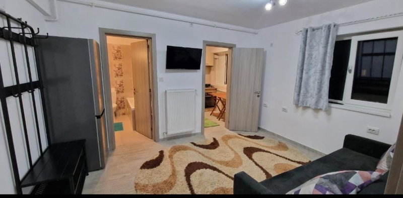 Apartament 3 cam Grand Arena, Bucharest, Romania