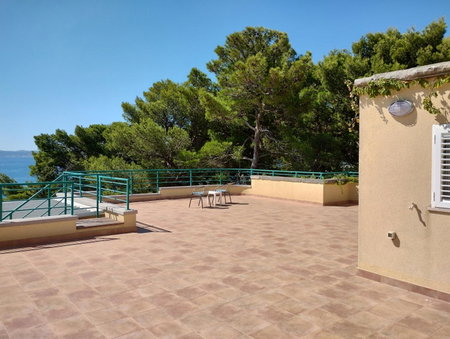 Old Captain's Apartments - in a pine wood by the sea and tennis courts, Split, Croatia