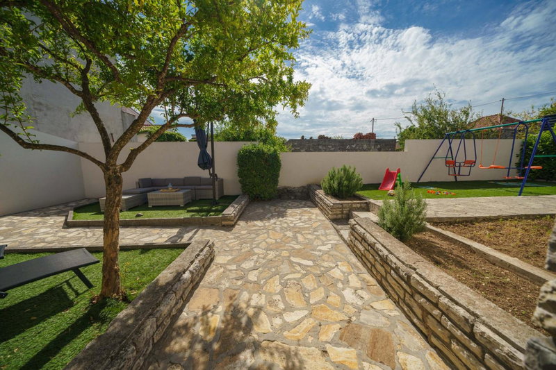 Holiday Home Oliva, Vodice, Croatia