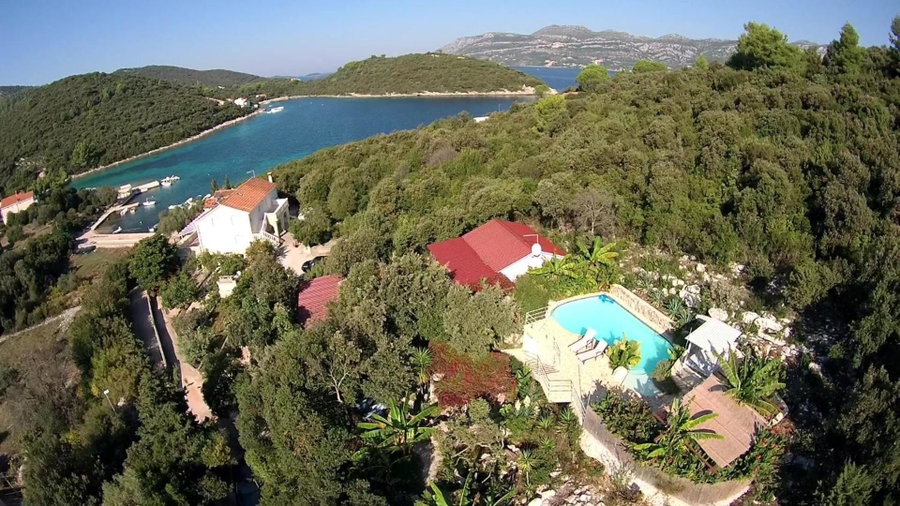 Relax tiny villas 40 meters of the beach, Korčula, Croatia