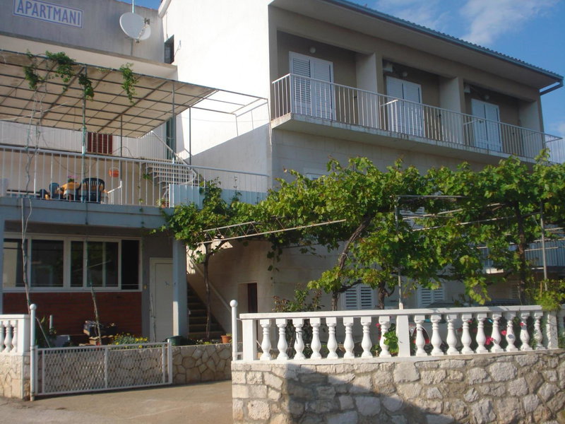 Apartments San Giorgio, Sućuraj, Croatia