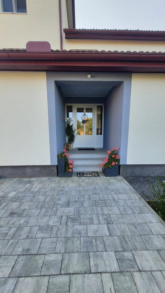 Apartman Fenestra s terasom i pogledom na Gacku, Otočac, Croatia