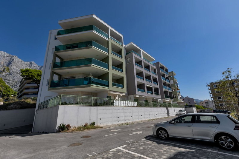 Exclusive Penthouse Big Blue with private Jacuzzi, Makarska, Croatia