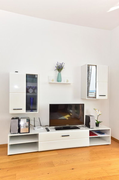 Apartments Evelin, Makarska, Croatia