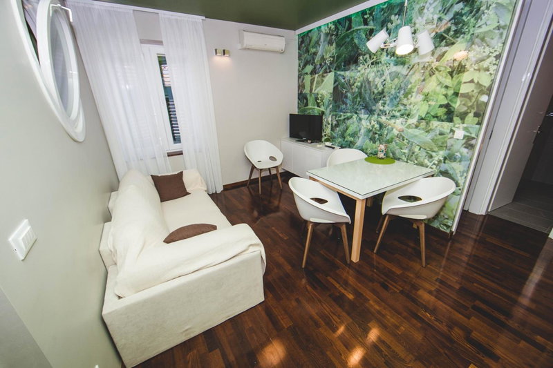 Luxury Rooms and Apartment Silente Bacvice, Split, Croatia