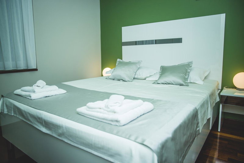 Luxury Rooms and Apartment Silente Bacvice, Split, Croatia