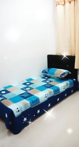 Rits Lodge, Kedai Lalat, Malaysia
