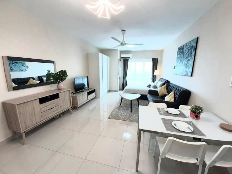 Homey Galleria Suite A 10 12, Seri Kembangan, Malaysia