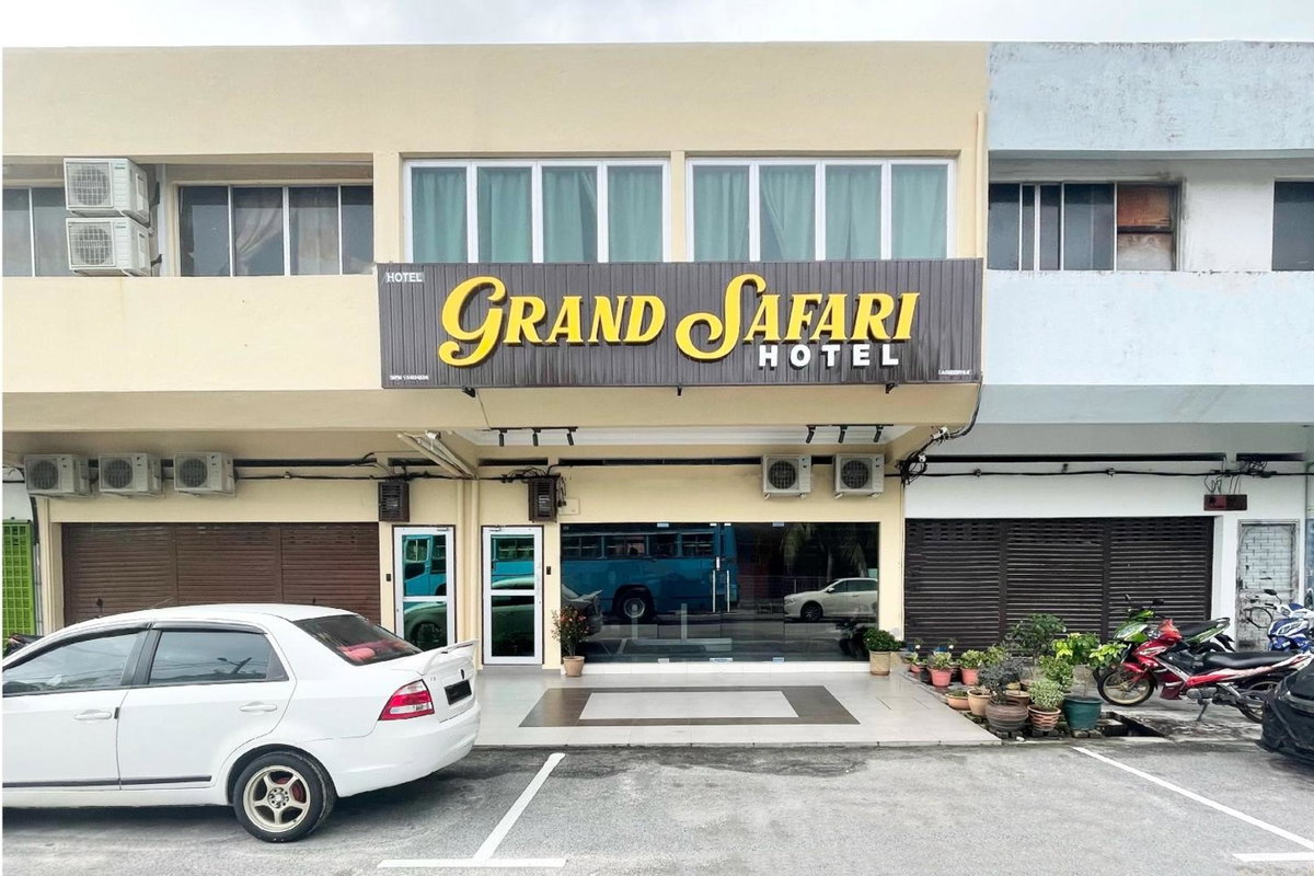 Hotel · OYO 90369 Safari Hotel Lumut, Kampong Pundut