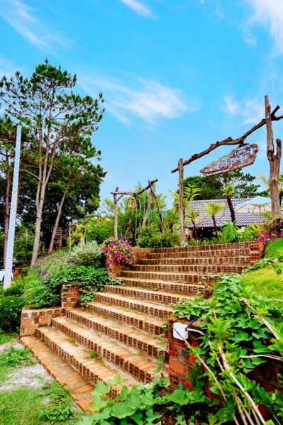 Đồi Gió Hú Homestay & Coffee - Măng Đen, Kon Tum, Vietnam