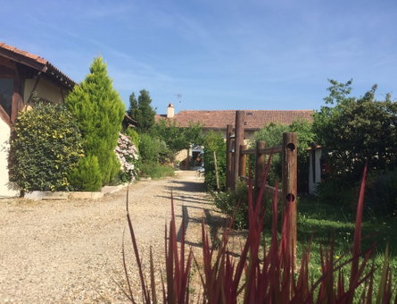 Les Chambres d'hôtes Clos Semper Felix, Sainte-Bazeille, France