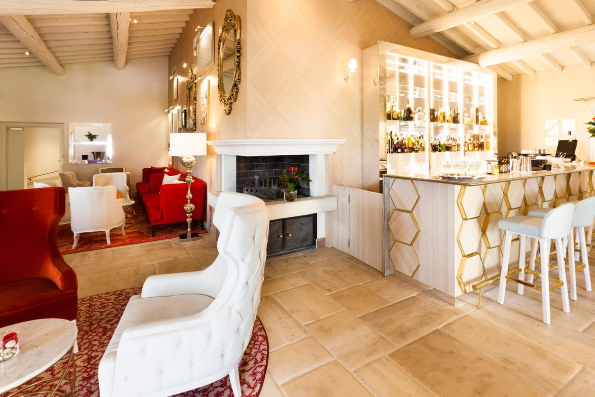 Mas des Herbes Blanches Hôtel & Spa – Relais & Châteaux, France
