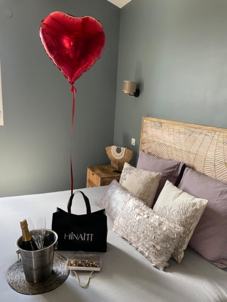 Mas Hinaiti - Suite romantique avec Spa et écran géant de cinéma, Montpellier, France
