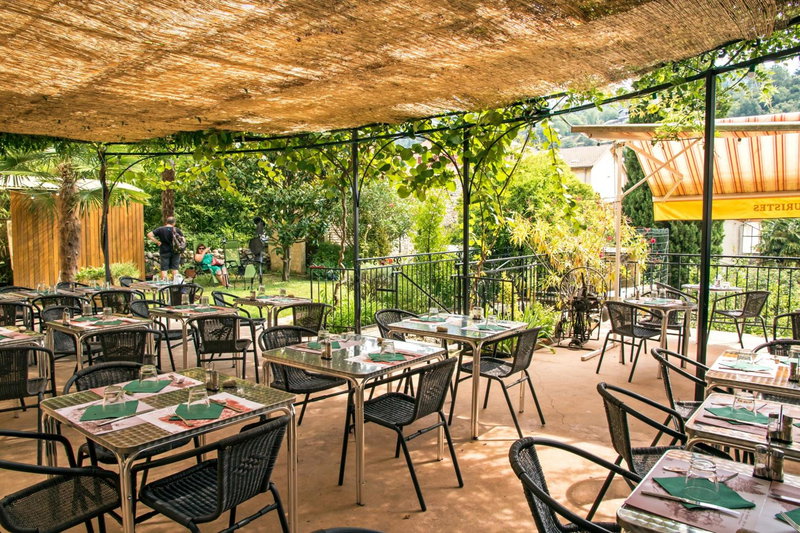 Hôtel Restaurant Les Touristes, Vals-les-Bains, France