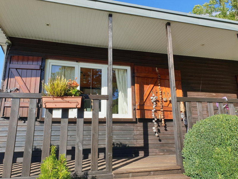 Chalet le logis des autre, Vireux-Wallerand, France