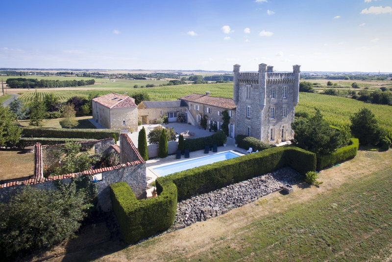 Aux 4 cornes - Chambres d'hôtes, Longeves, France